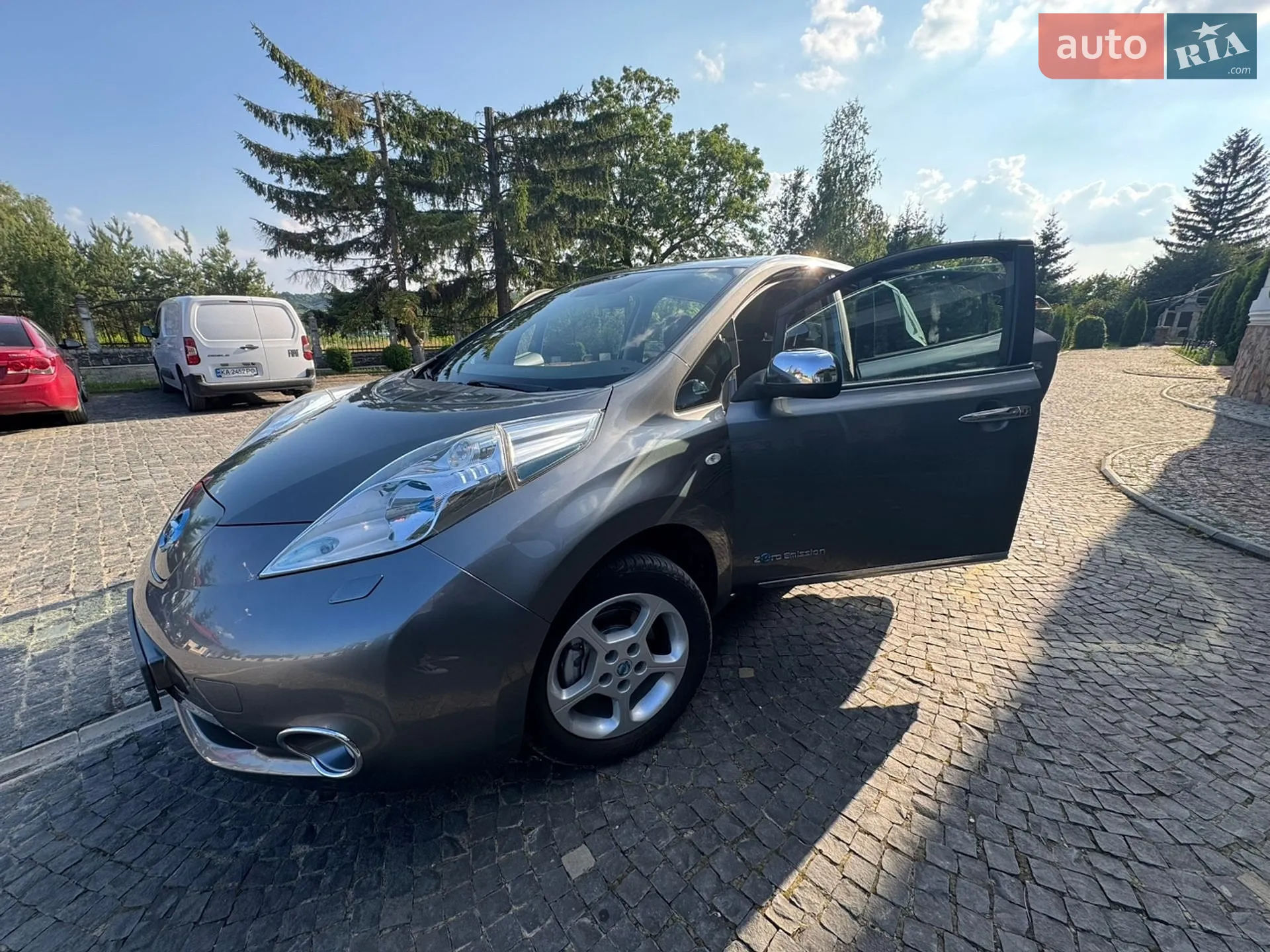 2014 Nissan Leaf - мініатюра 35
