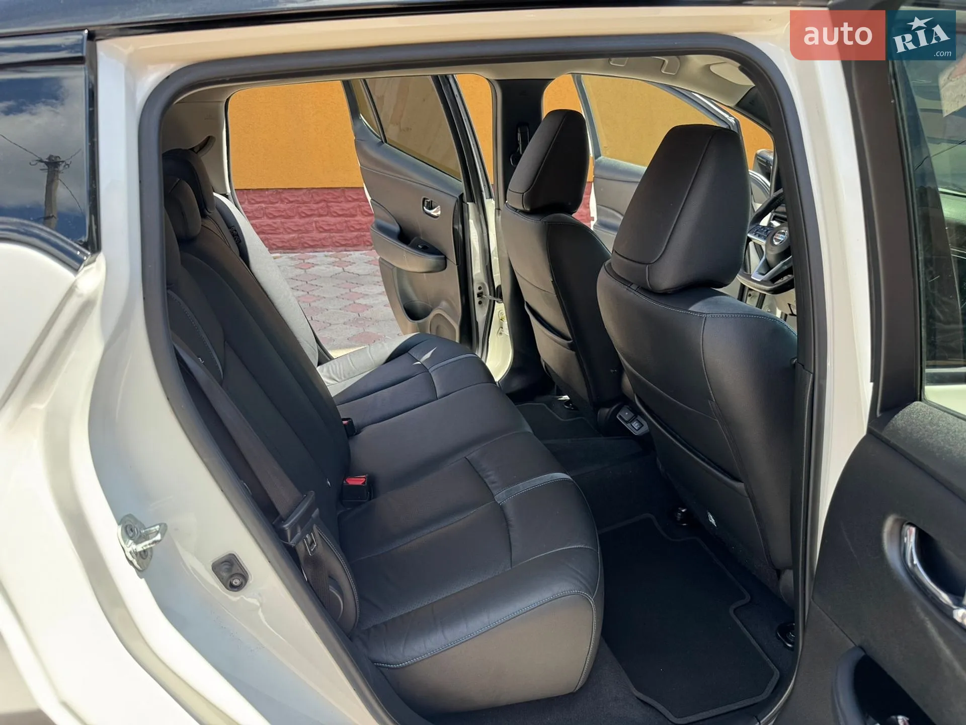 2020 Nissan Leaf - мініатюра 20