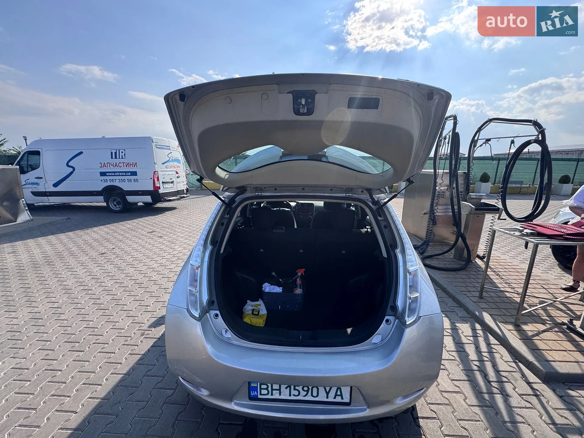 2016 Nissan Leaf - мініатюра 14