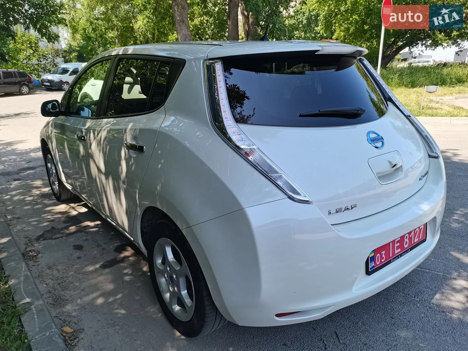 2017 Nissan Leaf - мініатюра 9