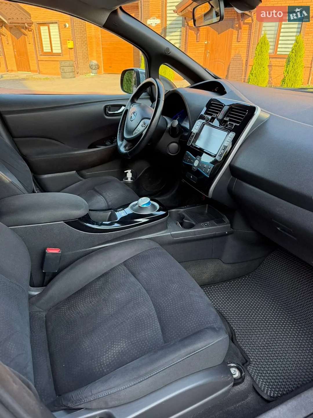 2013 Nissan Leaf - мініатюра 8
