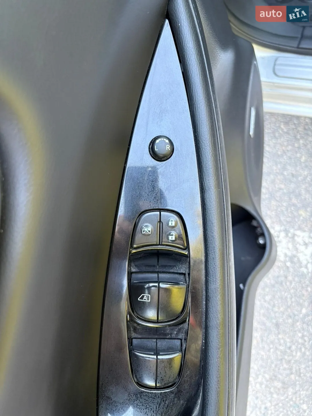 2013 Nissan Leaf - мініатюра 15