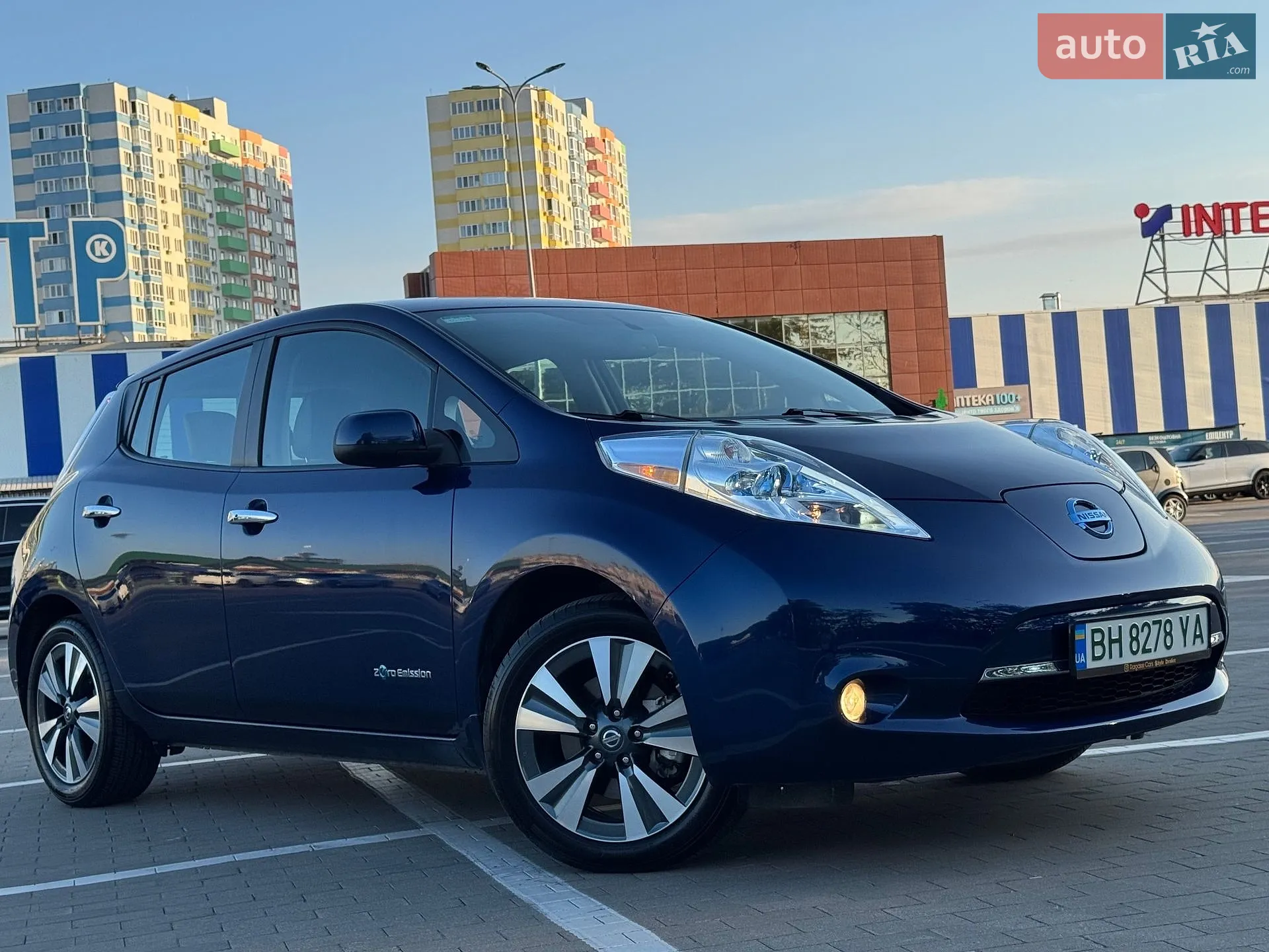 2016 Nissan Leaf - мініатюра 2