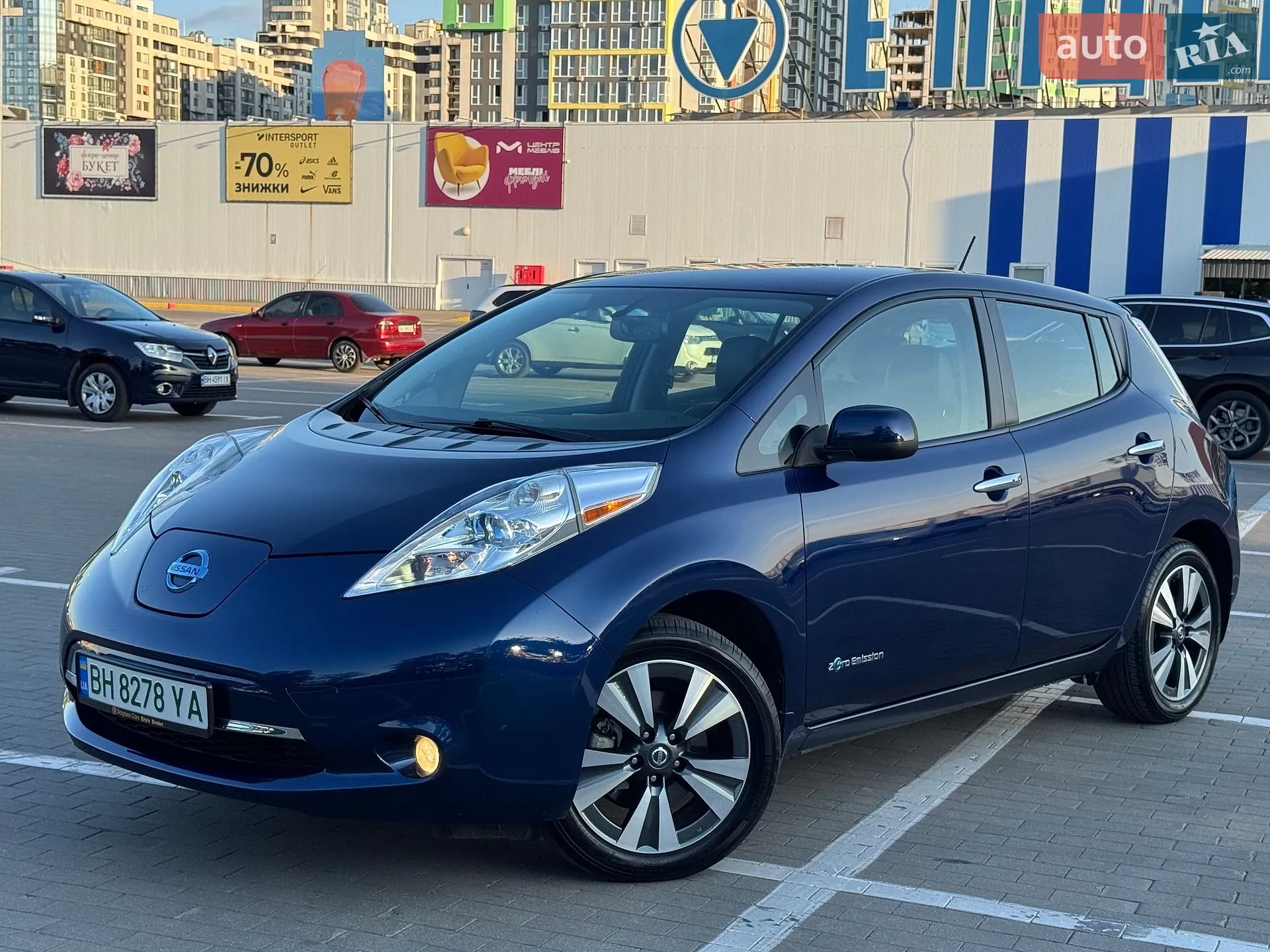2016 Nissan Leaf - мініатюра 5