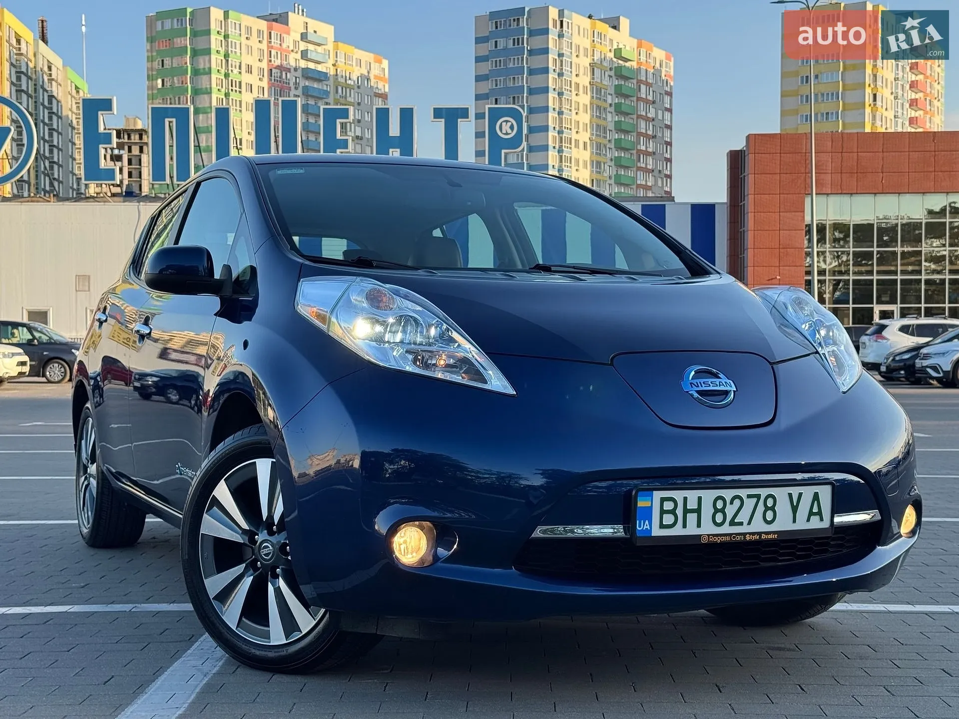 2016 Nissan Leaf - мініатюра 8