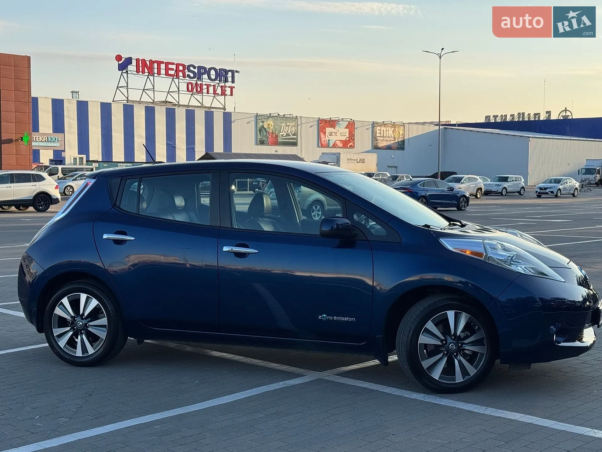 2016 Nissan Leaf - мініатюра 9
