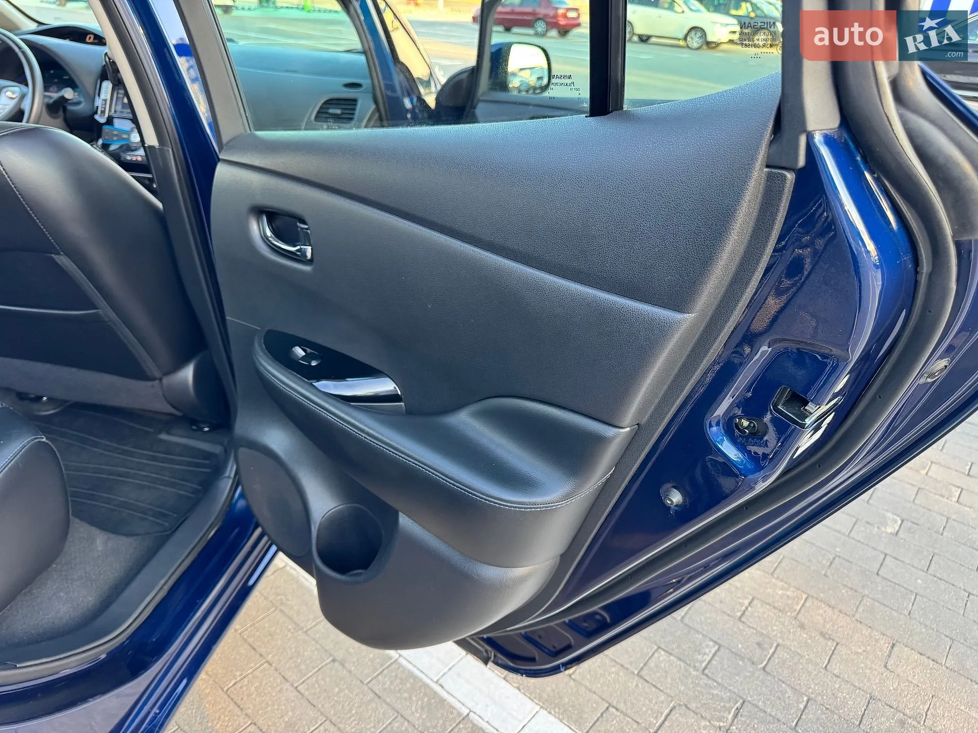 2016 Nissan Leaf - мініатюра 20