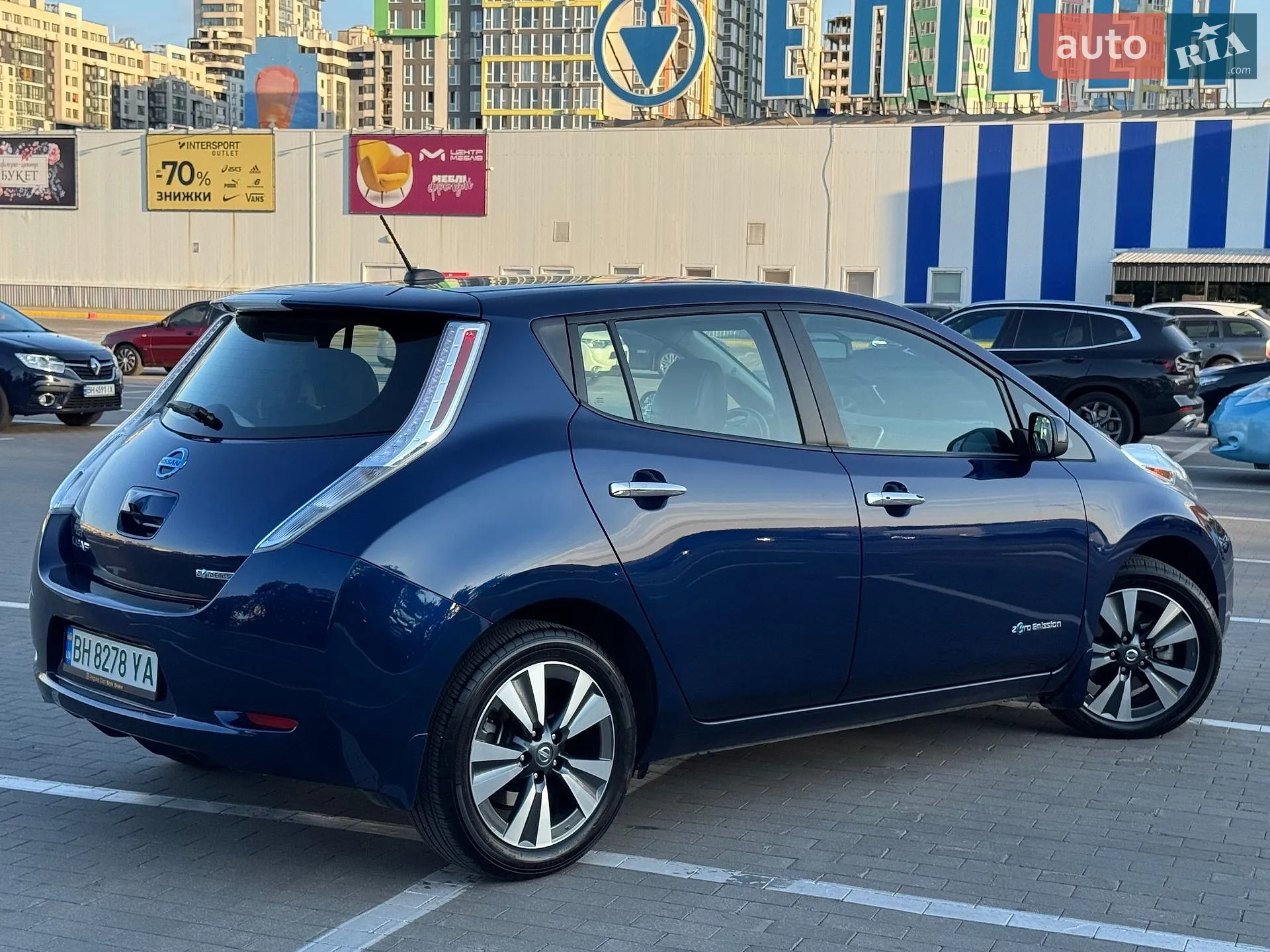 2016 Nissan Leaf - мініатюра 31