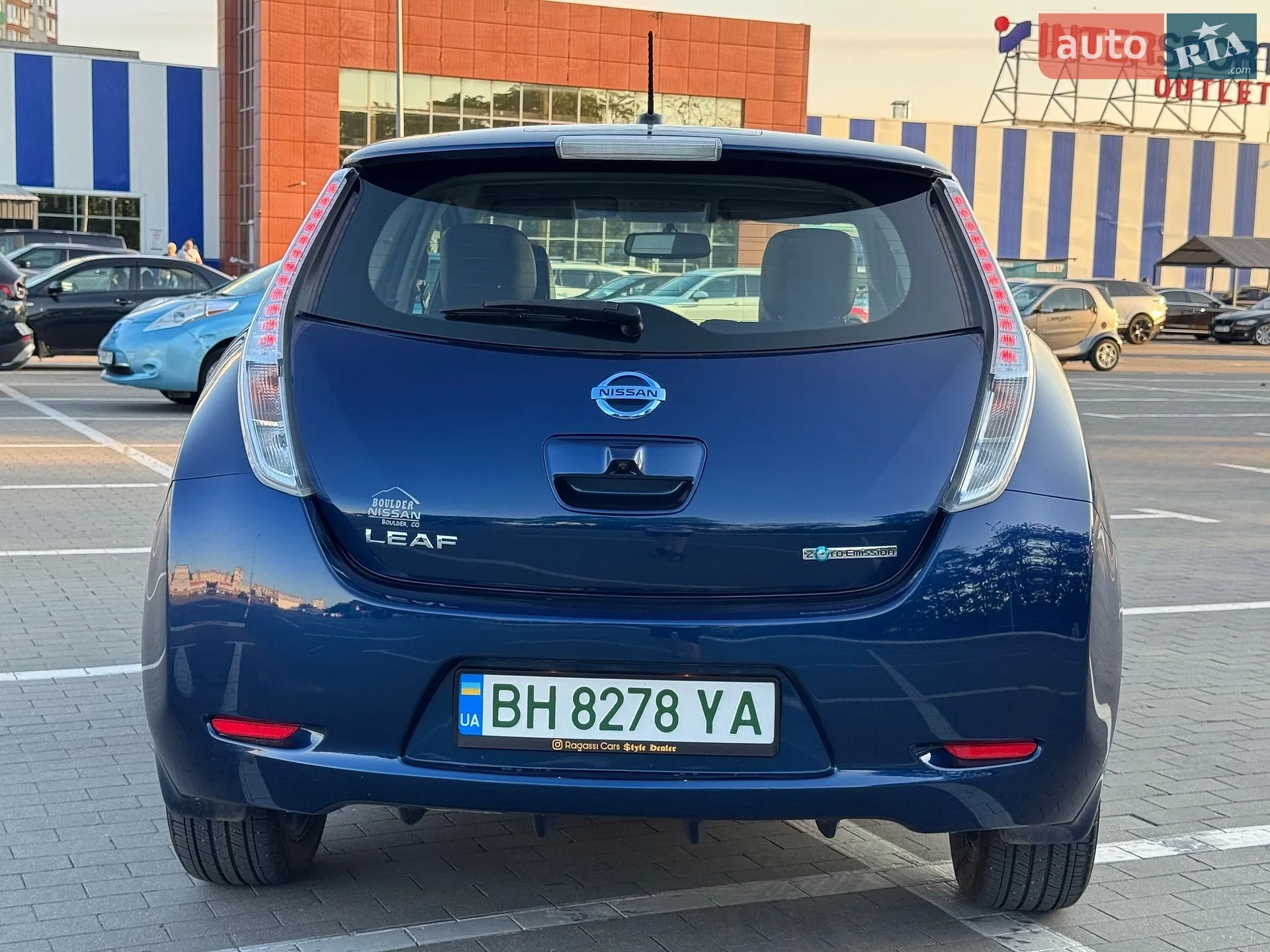 2016 Nissan Leaf - мініатюра 36