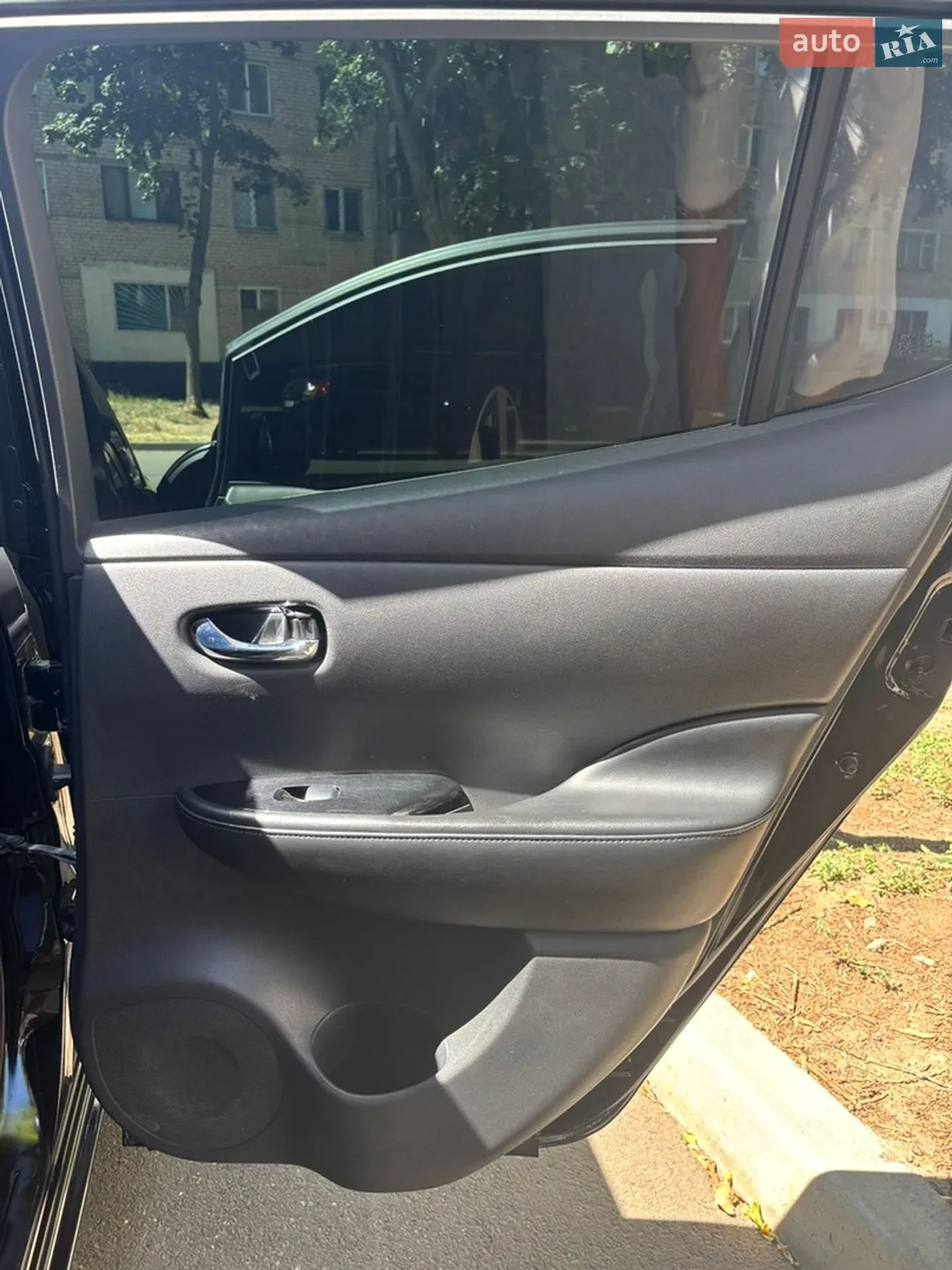 2016 Nissan Leaf - мініатюра 15