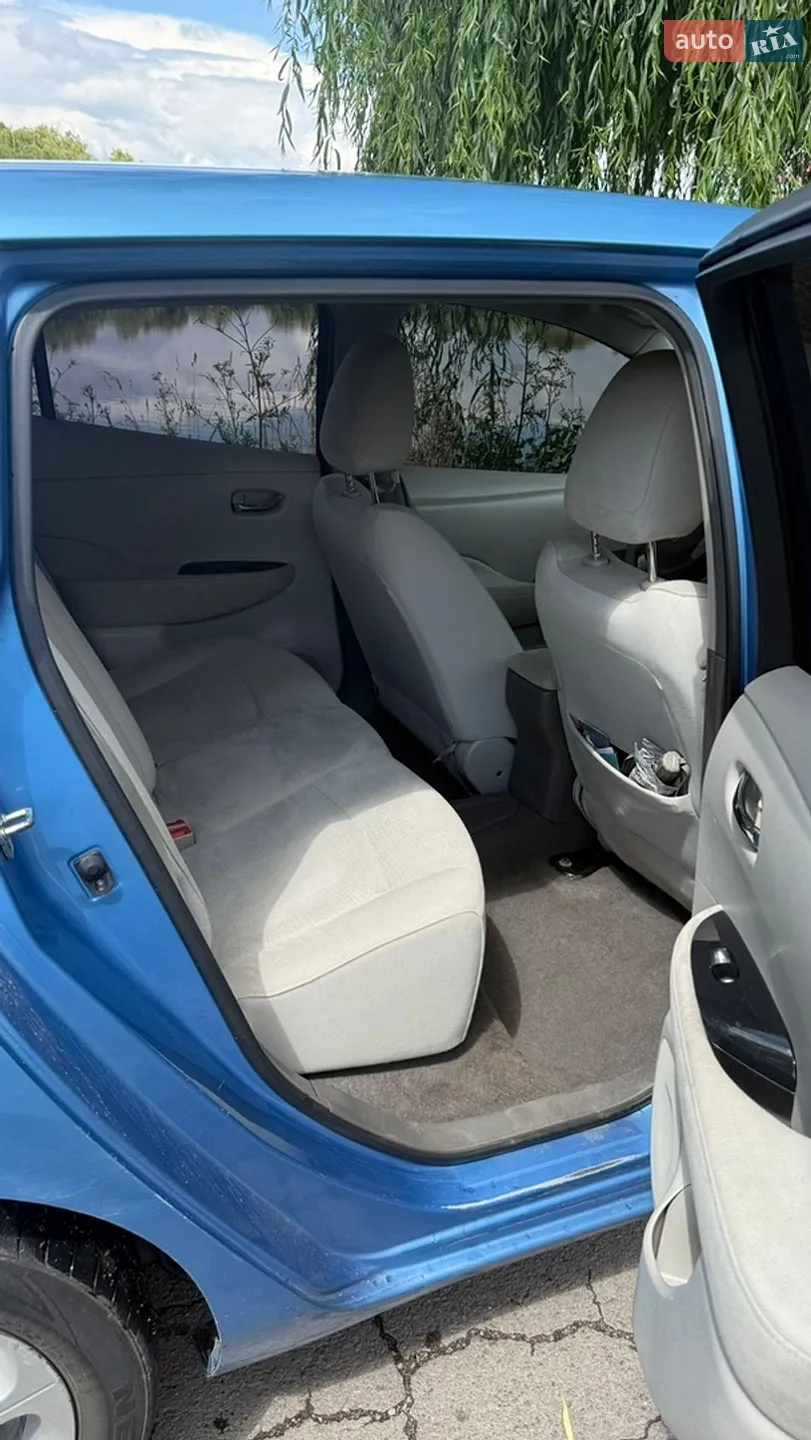 2012 Nissan Leaf - мініатюра 13