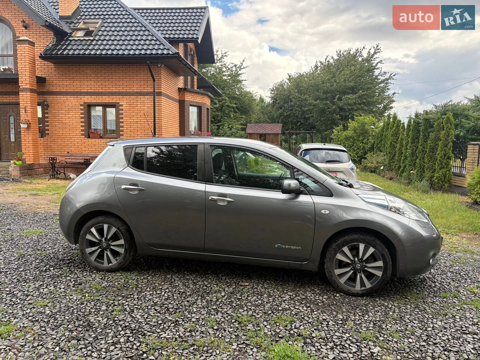 2016 Nissan Leaf - мініатюра 4