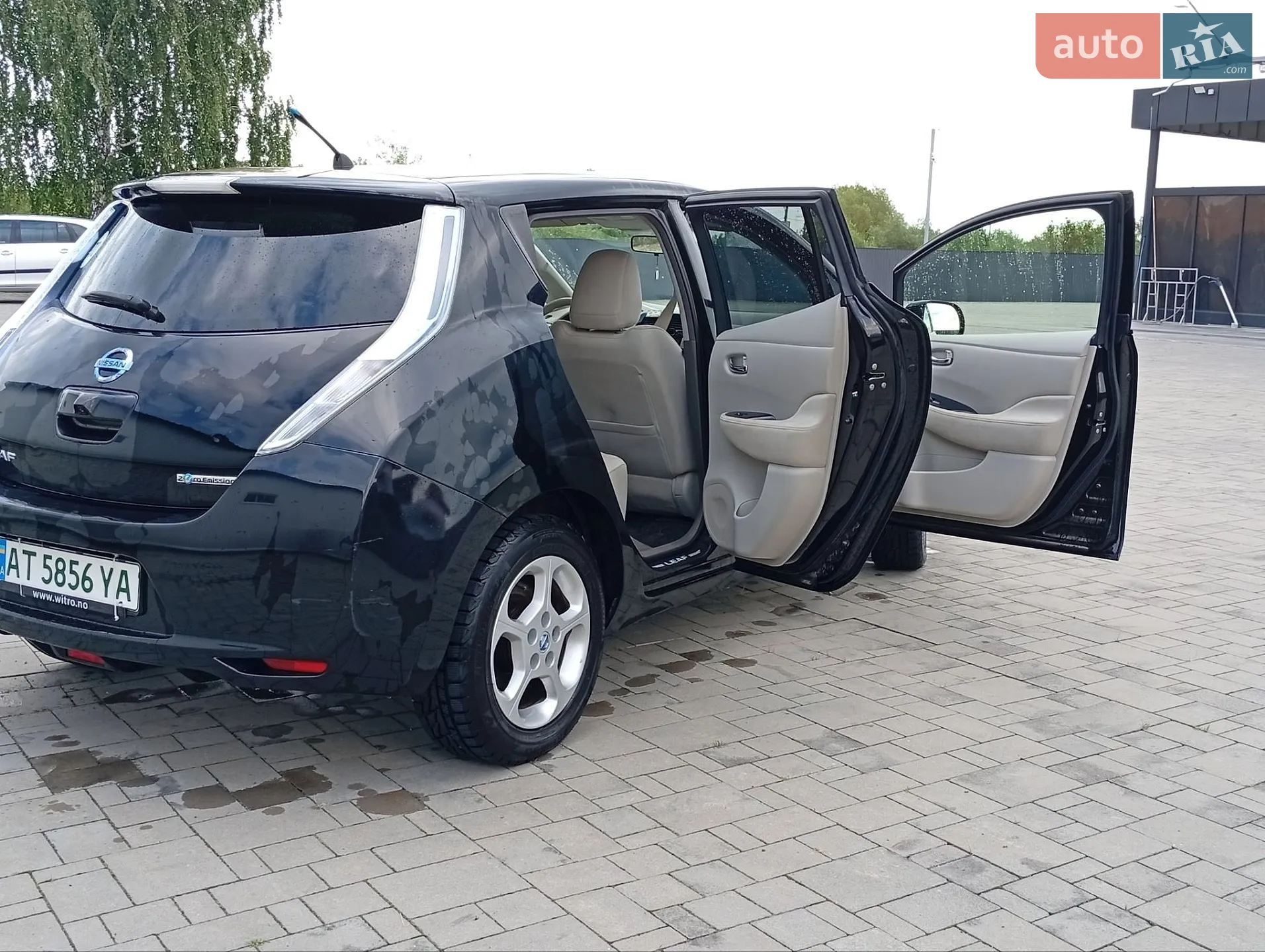 2012 Nissan Leaf - мініатюра 10