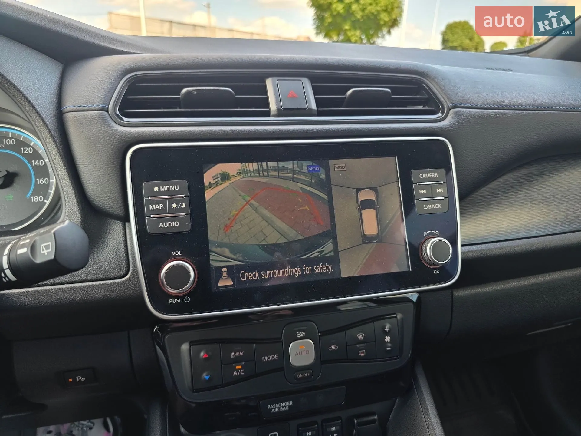 2019 Nissan Leaf - мініатюра 43