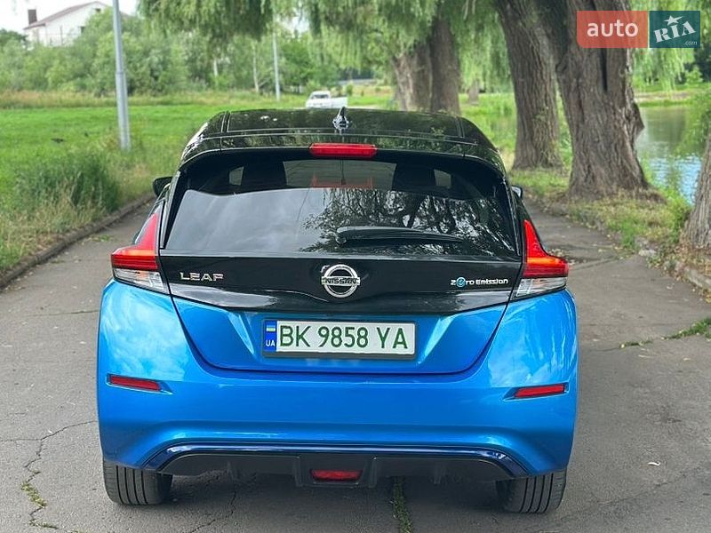 Хэтчбек Nissan Leaf 2021 в Ровно