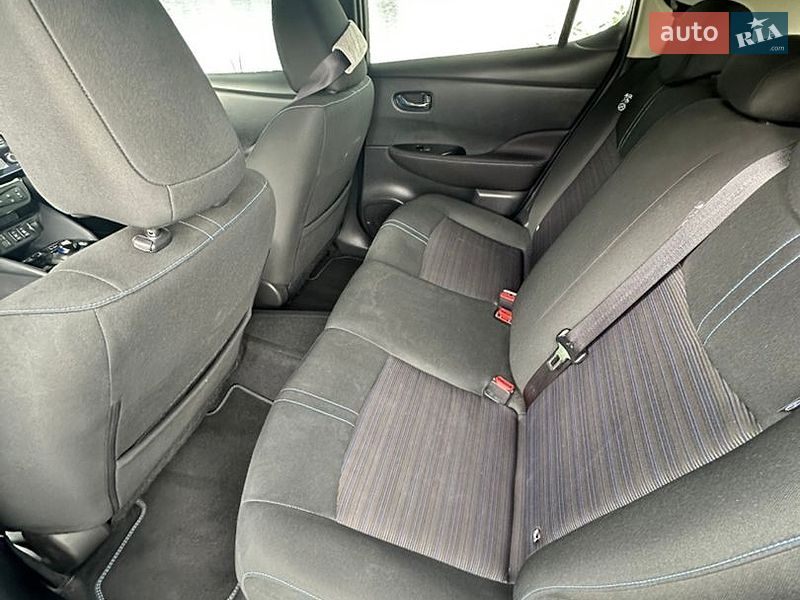 Хэтчбек Nissan Leaf 2021 в Ровно