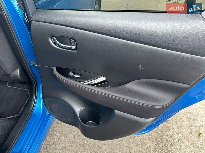 Хэтчбек Nissan Leaf 2021 в Ровно