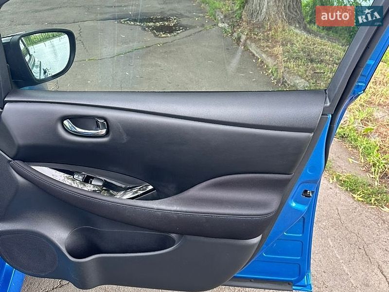 Хэтчбек Nissan Leaf 2021 в Ровно