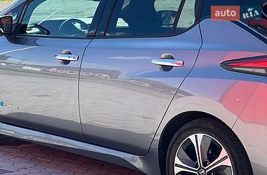 Хетчбек Nissan Leaf 2018 в Калуші