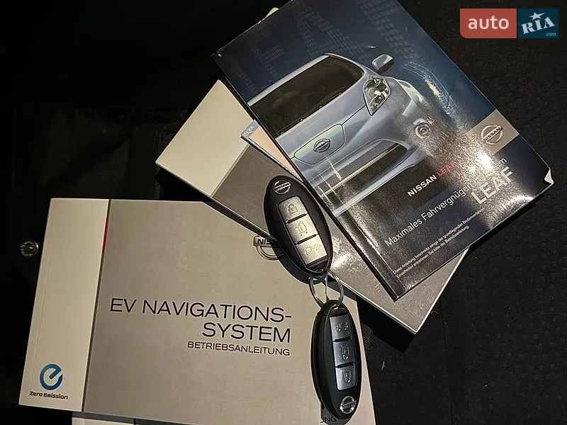 Хетчбек Nissan Leaf 2014 в Львові документ