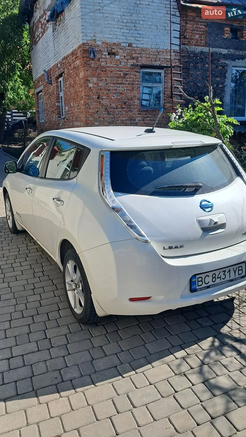 2013 Nissan Leaf - мініатюра 2