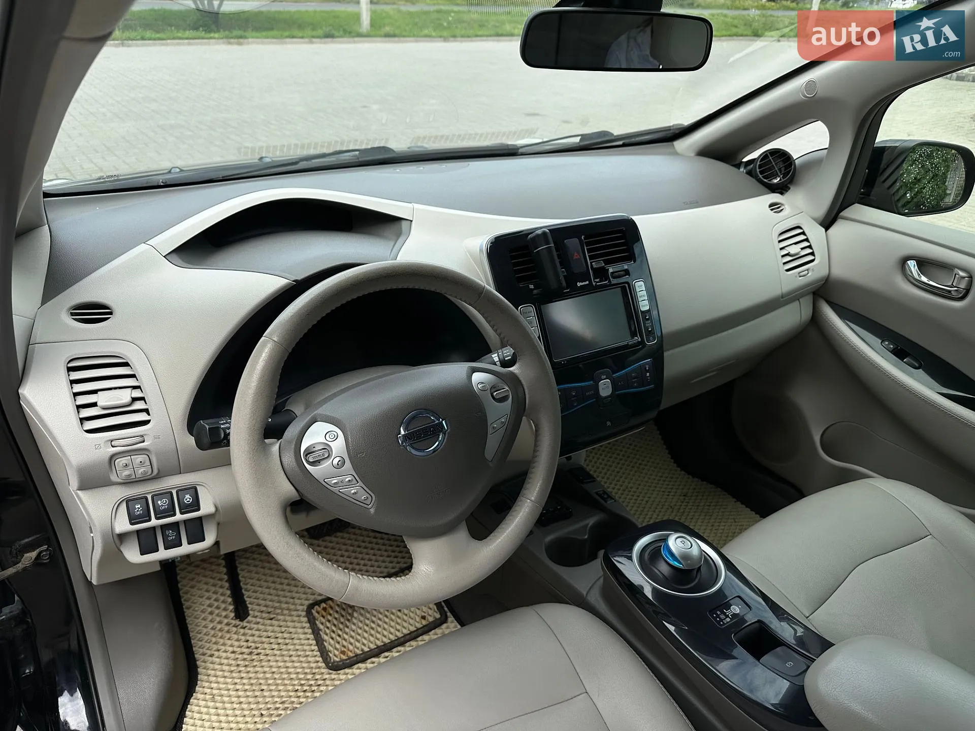2012 Nissan Leaf - мініатюра 10