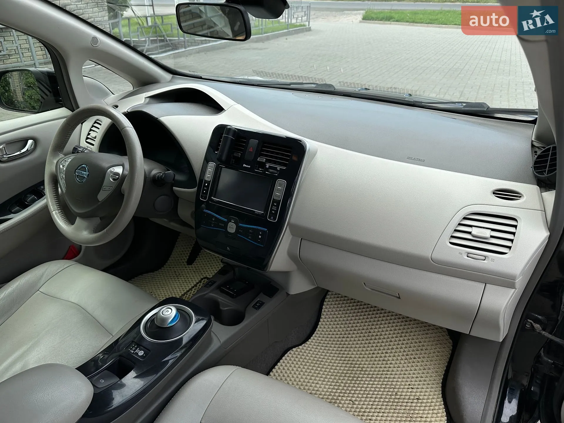 2012 Nissan Leaf - мініатюра 14
