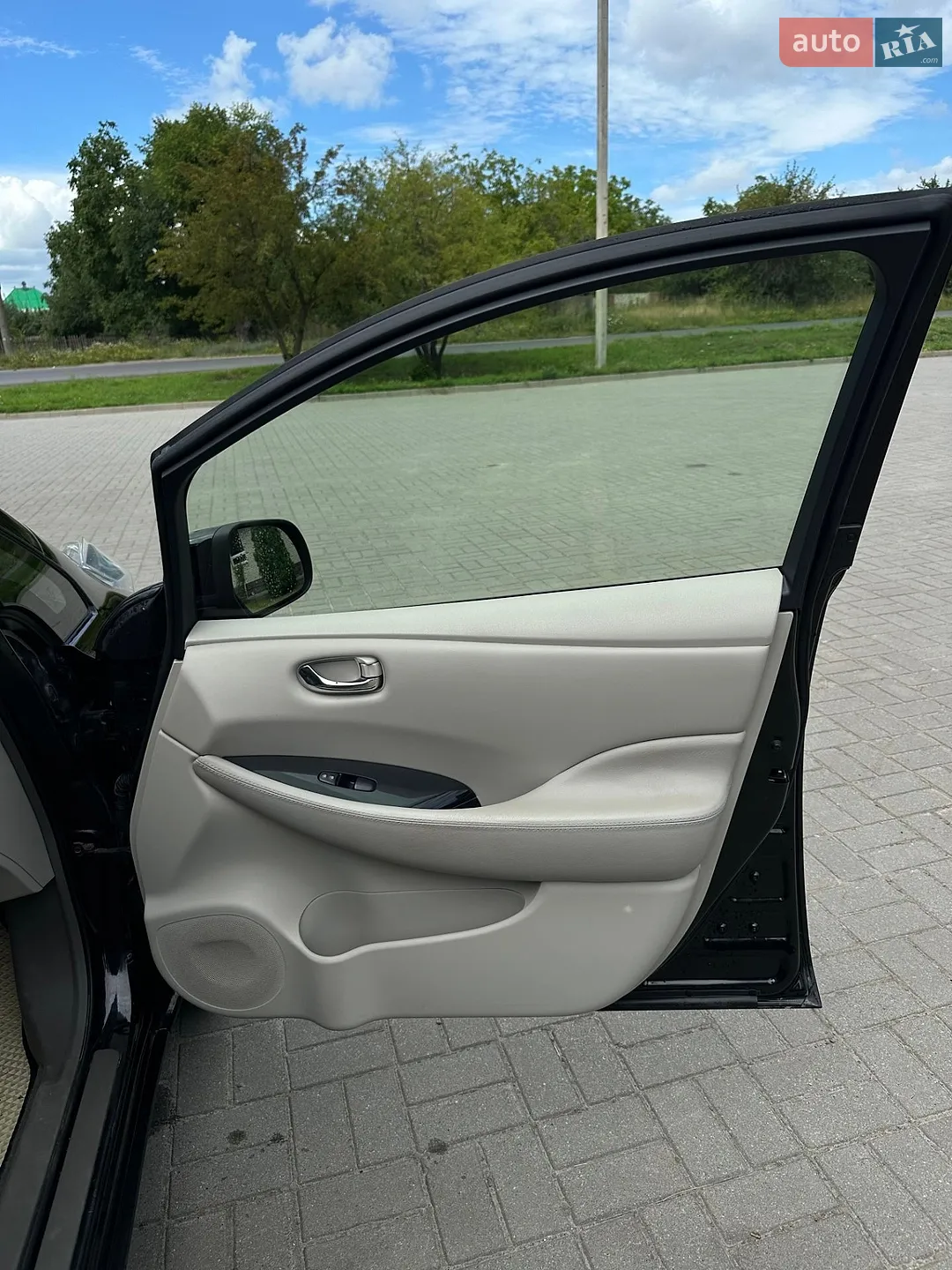 2012 Nissan Leaf - мініатюра 18