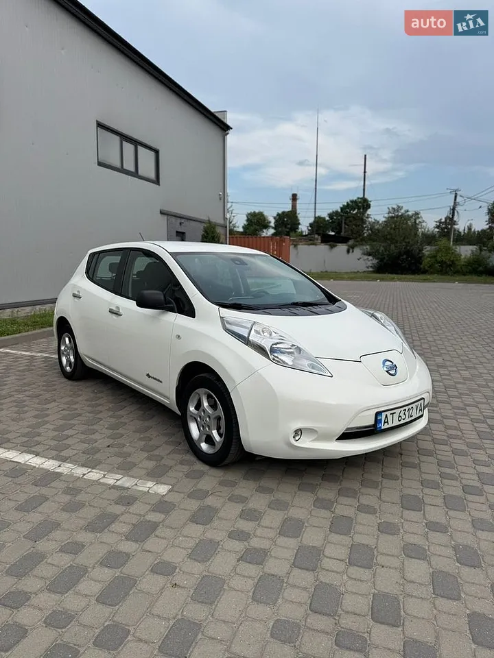 2015 Nissan Leaf - мініатюра 14