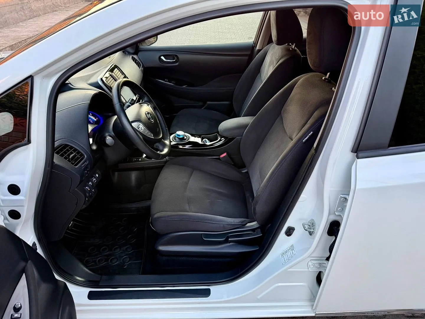 2013 Nissan Leaf - мініатюра 14