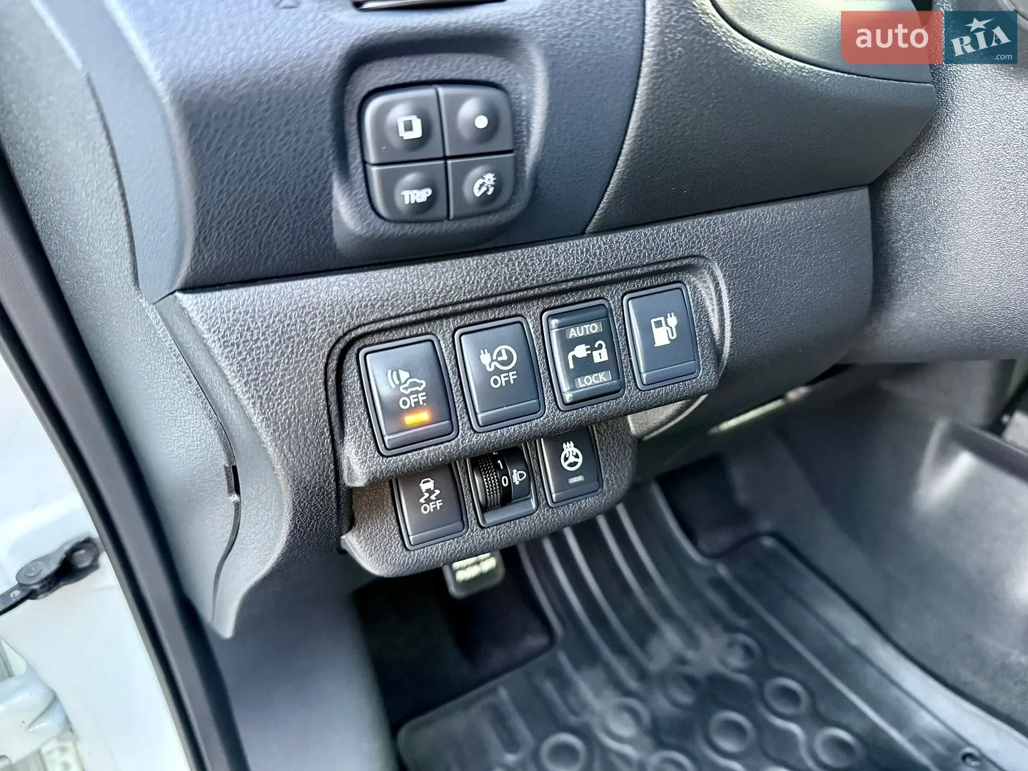 2013 Nissan Leaf - мініатюра 28