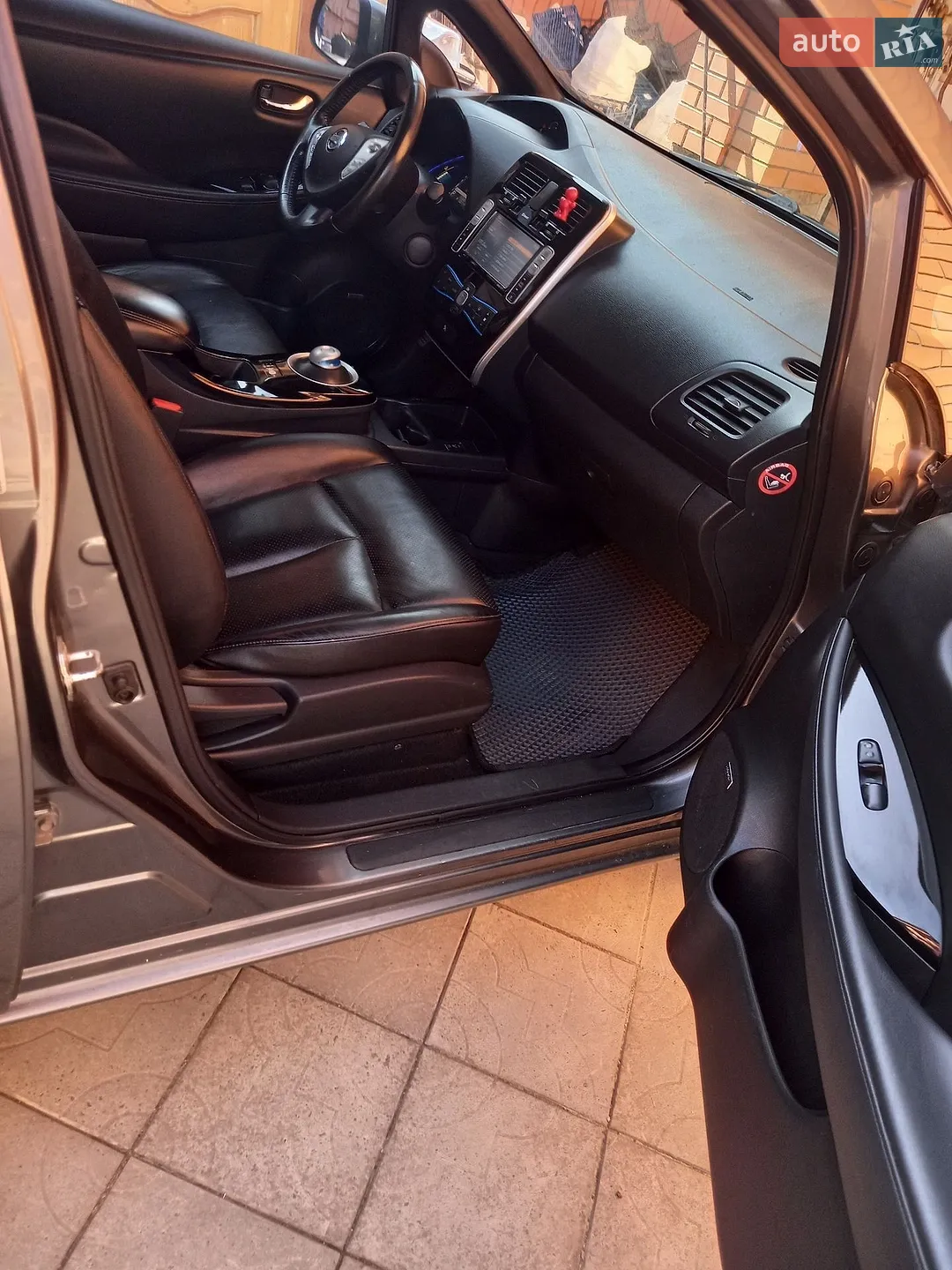 2014 Nissan Leaf - мініатюра 12