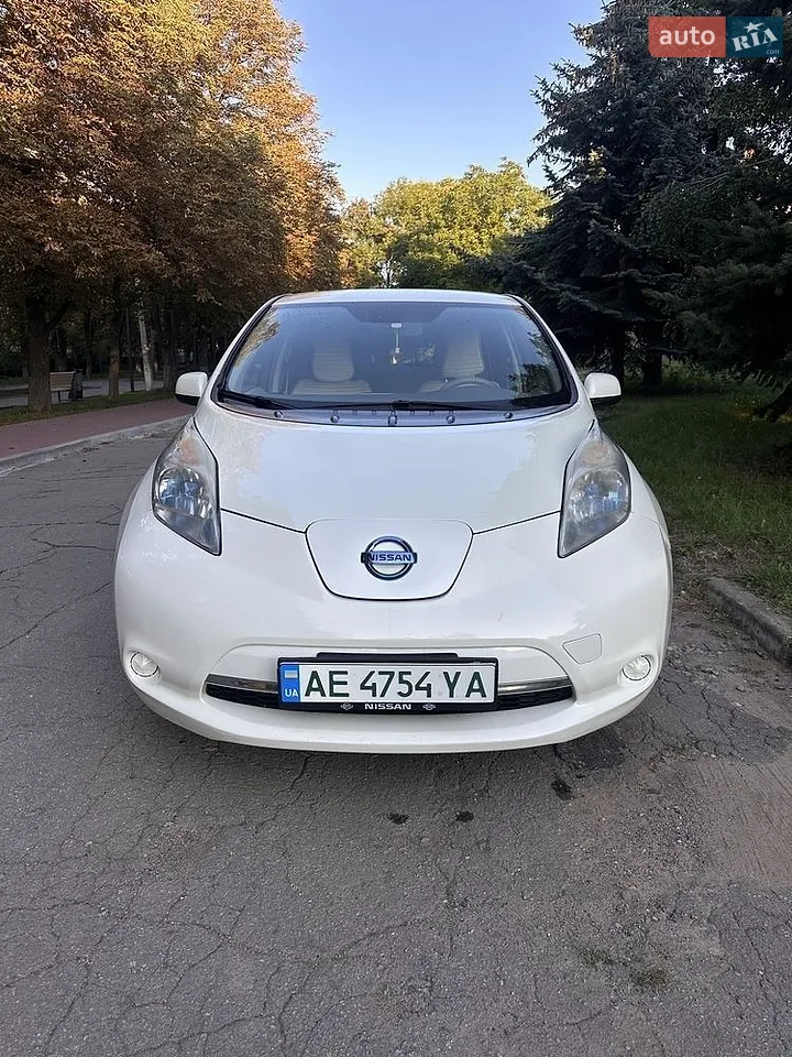 2013 Nissan Leaf - мініатюра 11