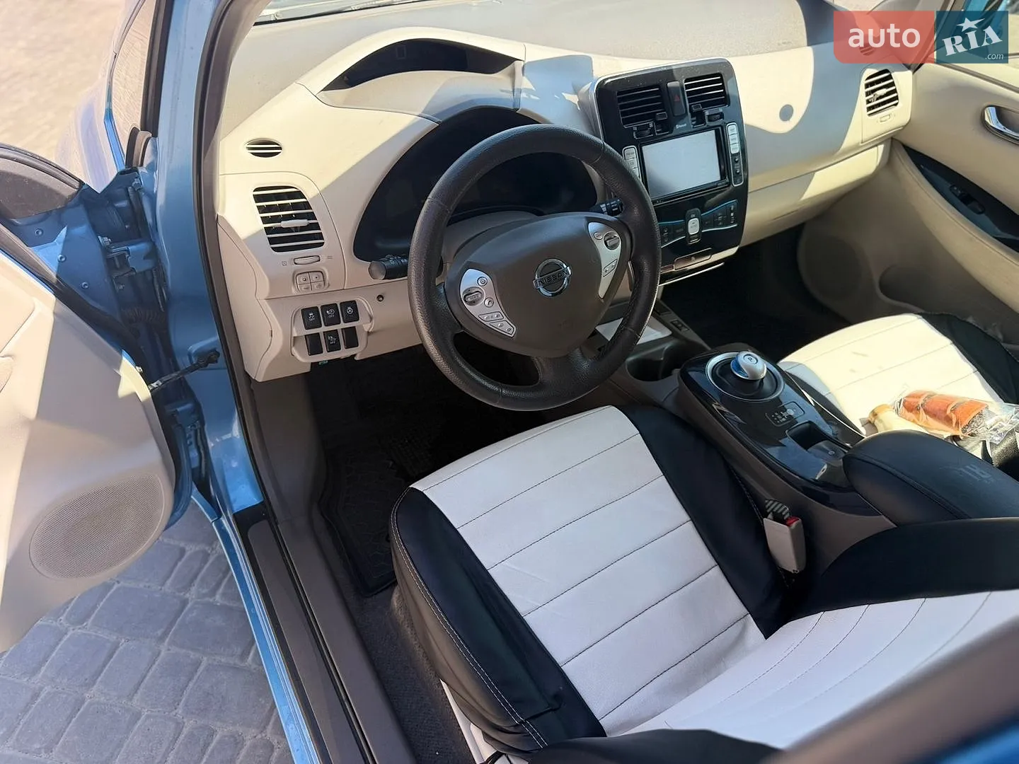 2011 Nissan Leaf - мініатюра 11