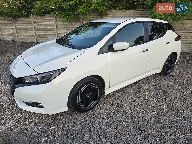 Nissan Leaf 2023