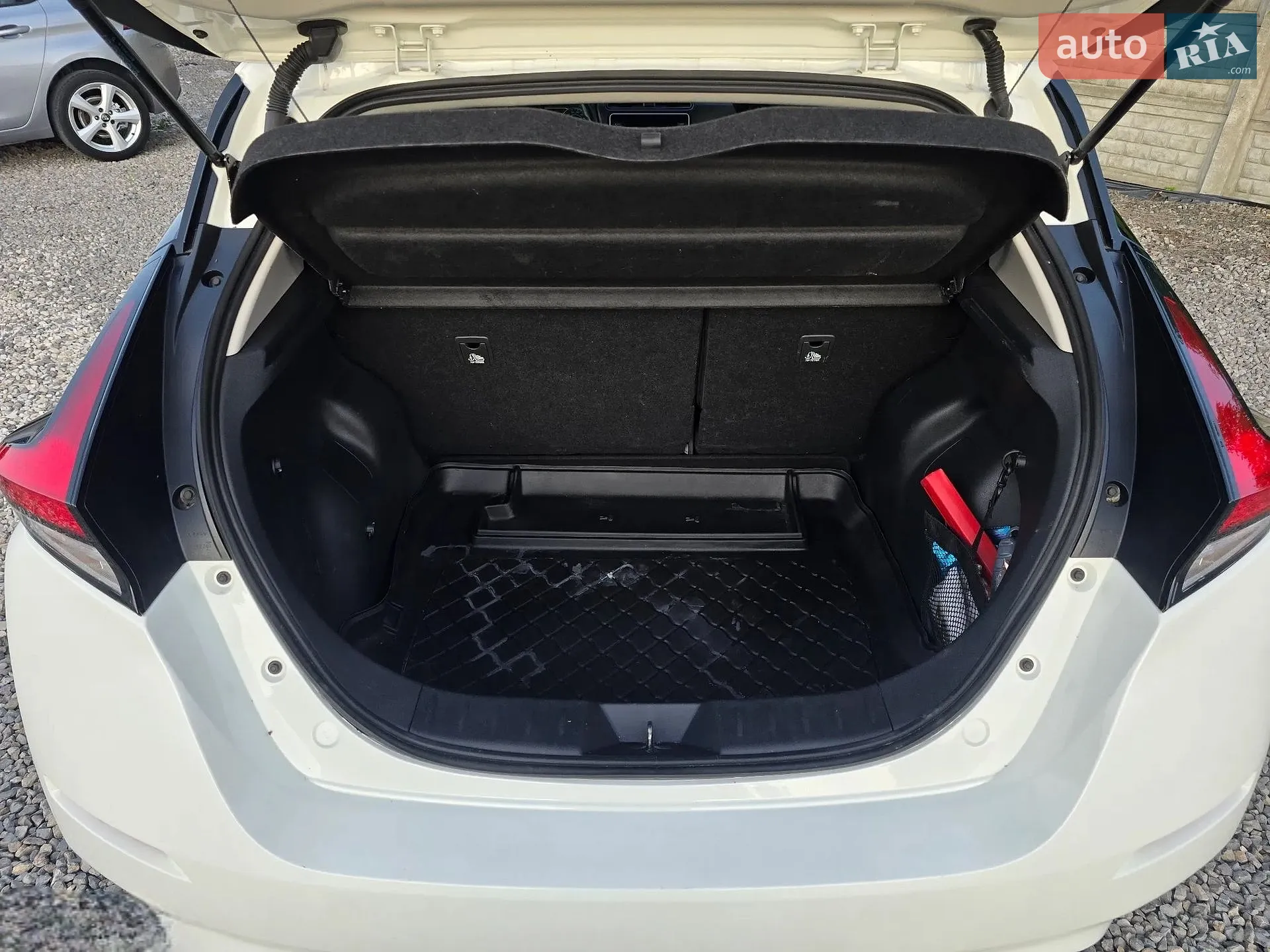 2023 Nissan Leaf - мініатюра 12