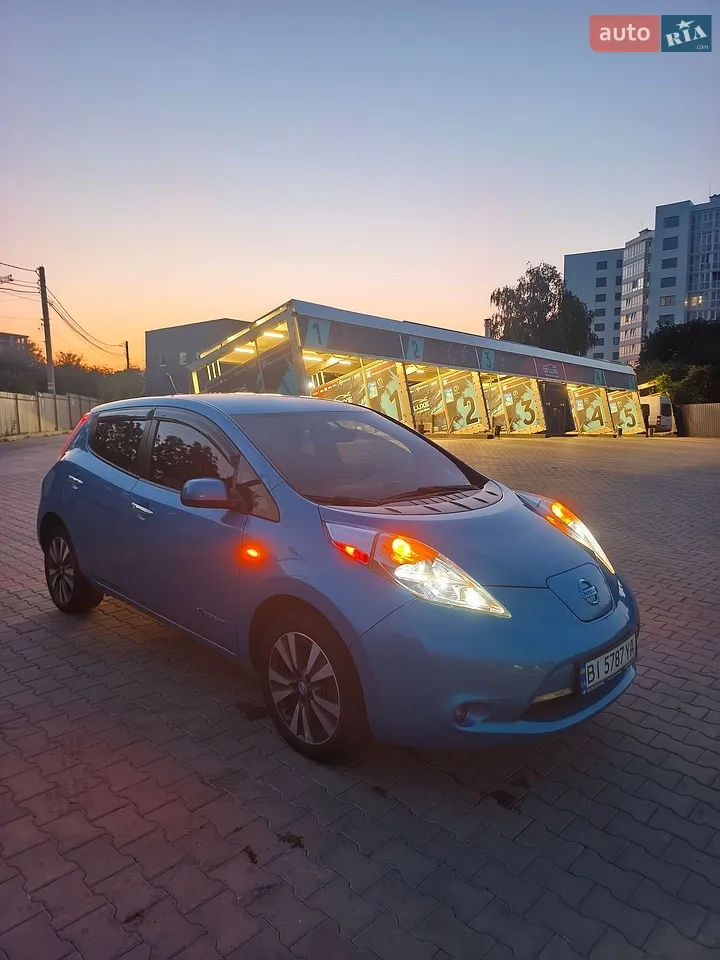 2013 Nissan Leaf - мініатюра 13