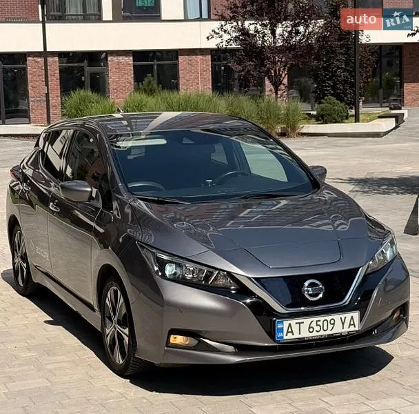Nissan Leaf 2021