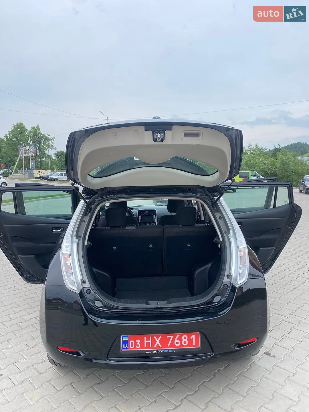 2016 Nissan Leaf - мініатюра 8