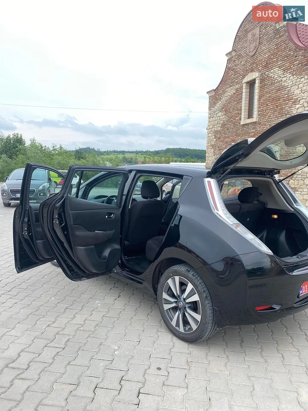 2016 Nissan Leaf - мініатюра 14