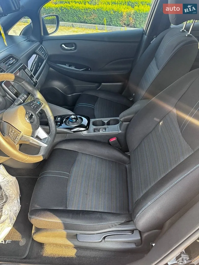 2021 Nissan Leaf - мініатюра 4