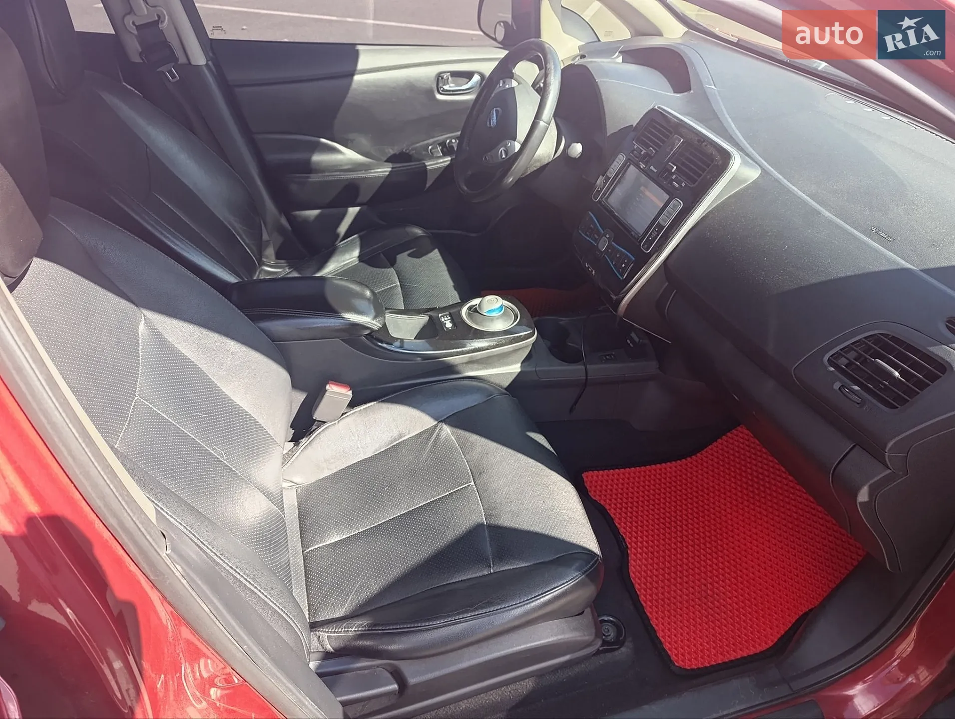 2015 Nissan Leaf - мініатюра 11