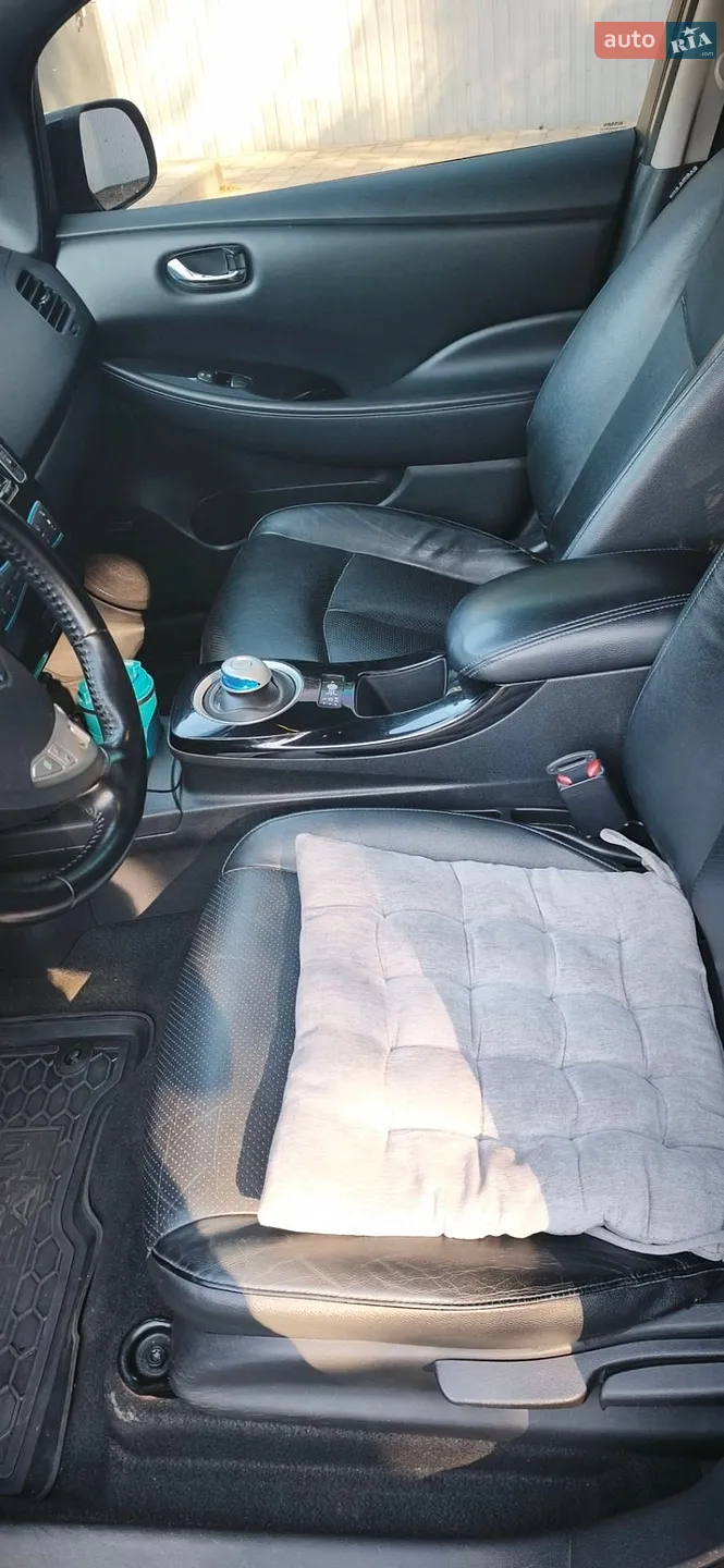 2015 Nissan Leaf - мініатюра 4
