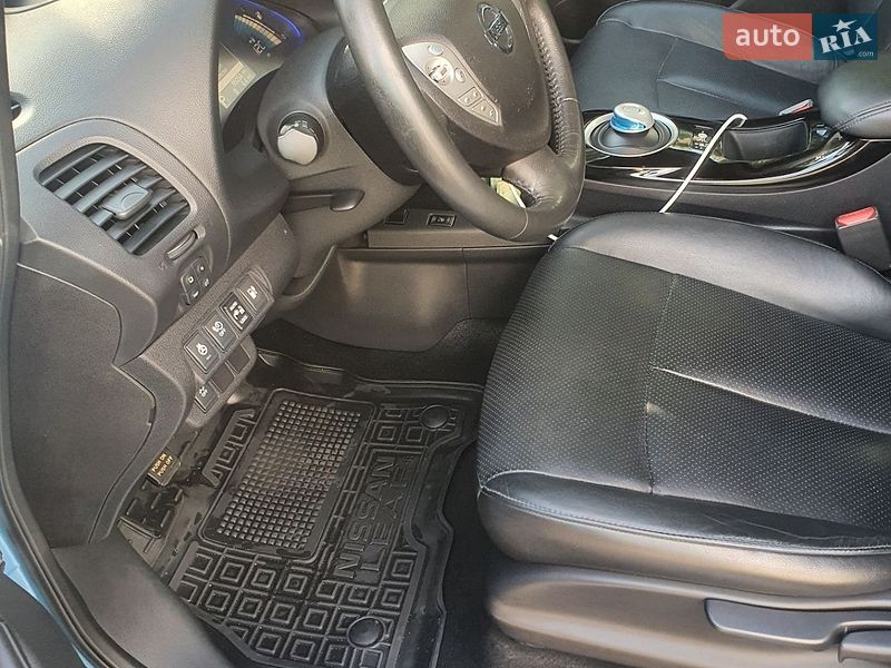 Хэтчбек Nissan Leaf 2014 в Белой Церкви