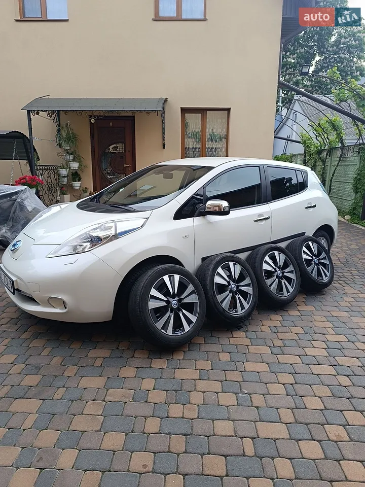 2014 Nissan Leaf - мініатюра 21