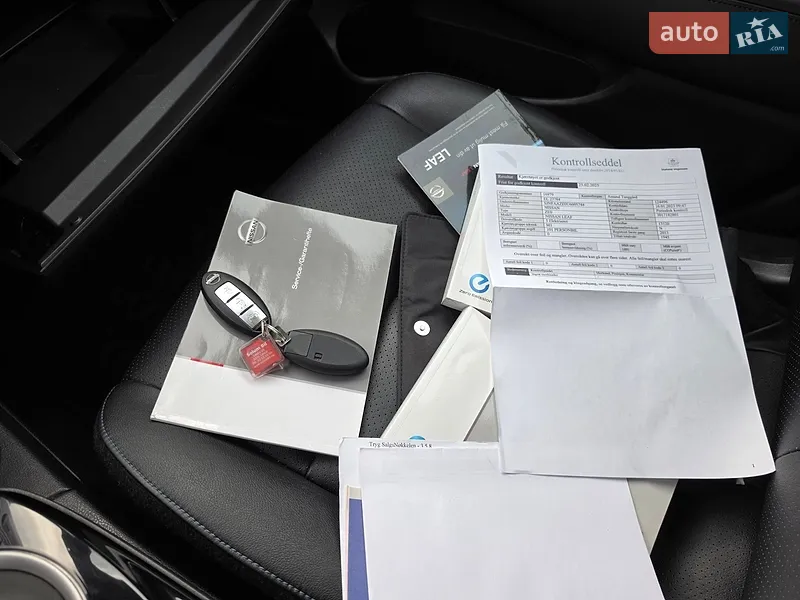 Хетчбек Nissan Leaf 2013 в Рівному документ