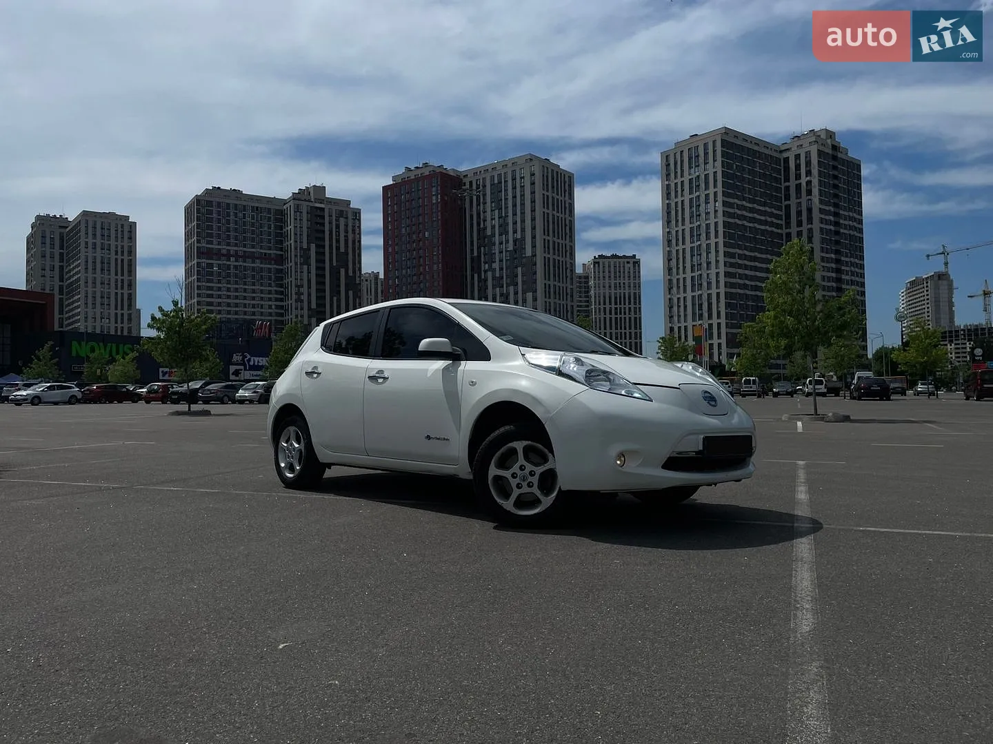 2017 Nissan Leaf - мініатюра 4