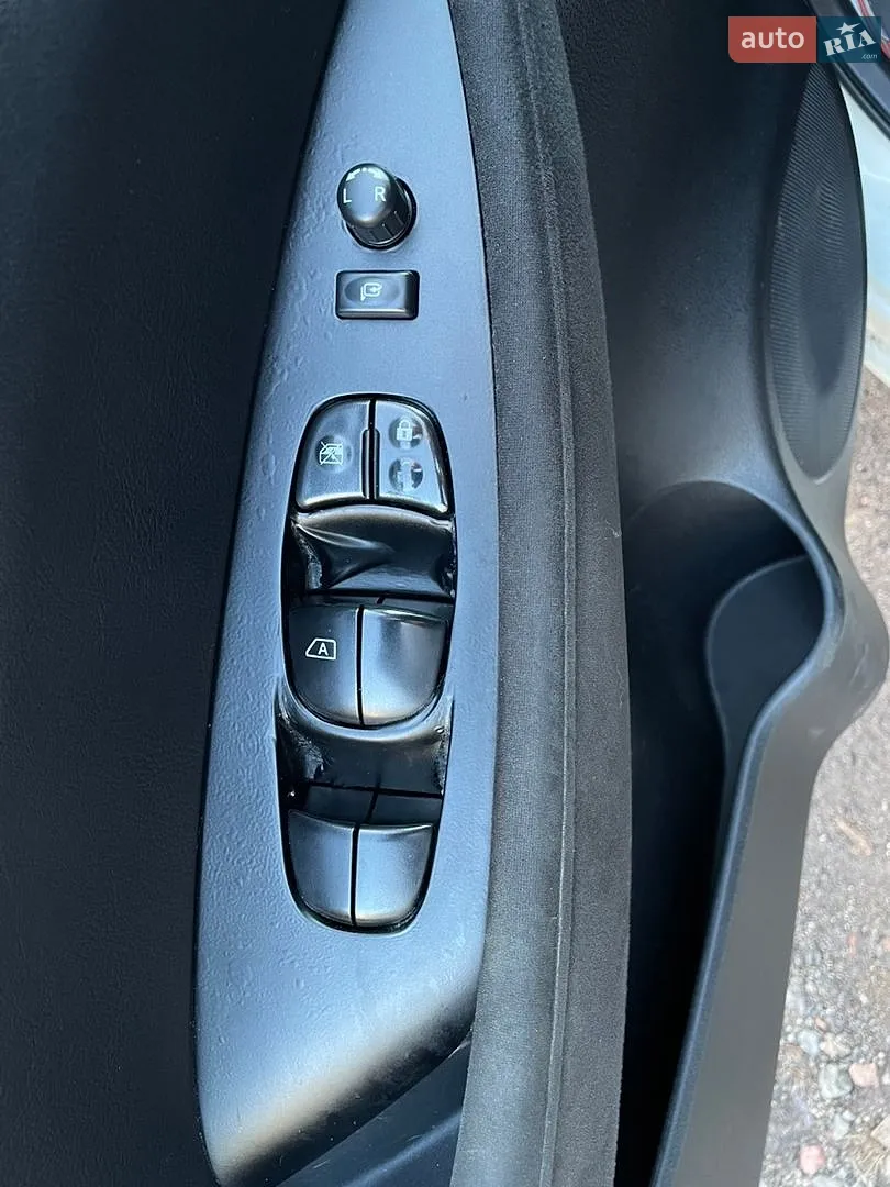 2017 Nissan Leaf - мініатюра 20