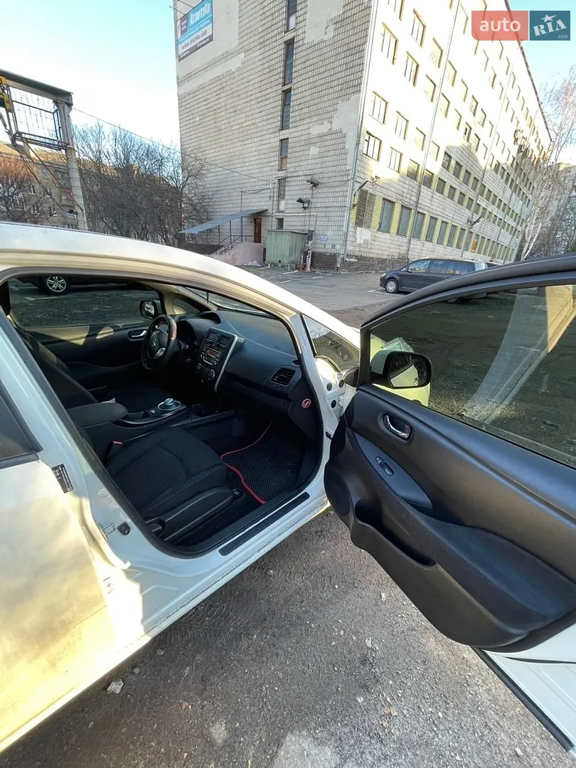 2017 Nissan Leaf - мініатюра 29