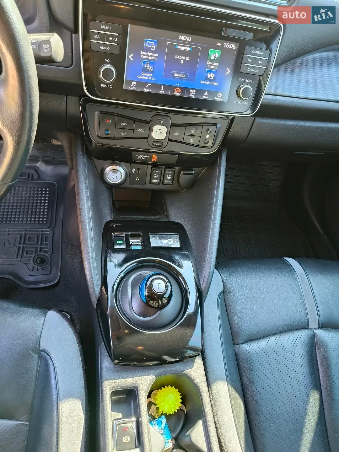 2018 Nissan Leaf - мініатюра 12
